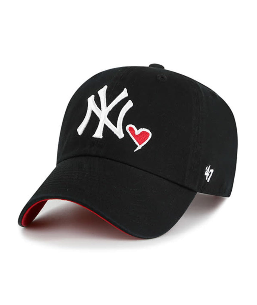 47 Brand MLB New York Yankees Black Red Unisex Heart Icon Clean Up Adjustable Baseball Cap Dad Hat Adult One Size Fits All