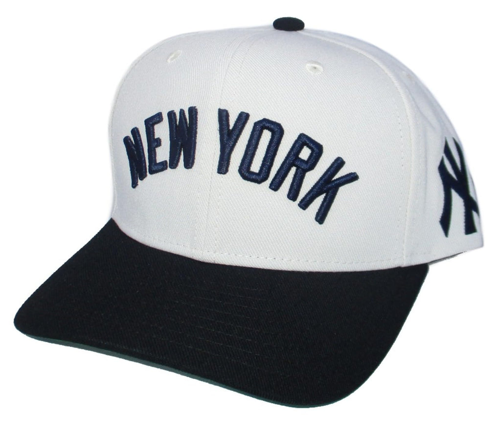Mitchell & Ness MLB Off Word Pro Snapback Adjustable Hat Cap - Off White (US, Alpha, One Size, Off White, New York Yankees)