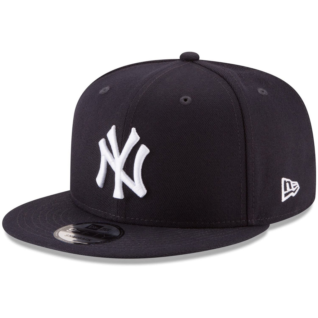 New Era MLB 9FIFTY Basic Adjustable Snapback Hat Cap One Size Fits All (New York Yankees) Black