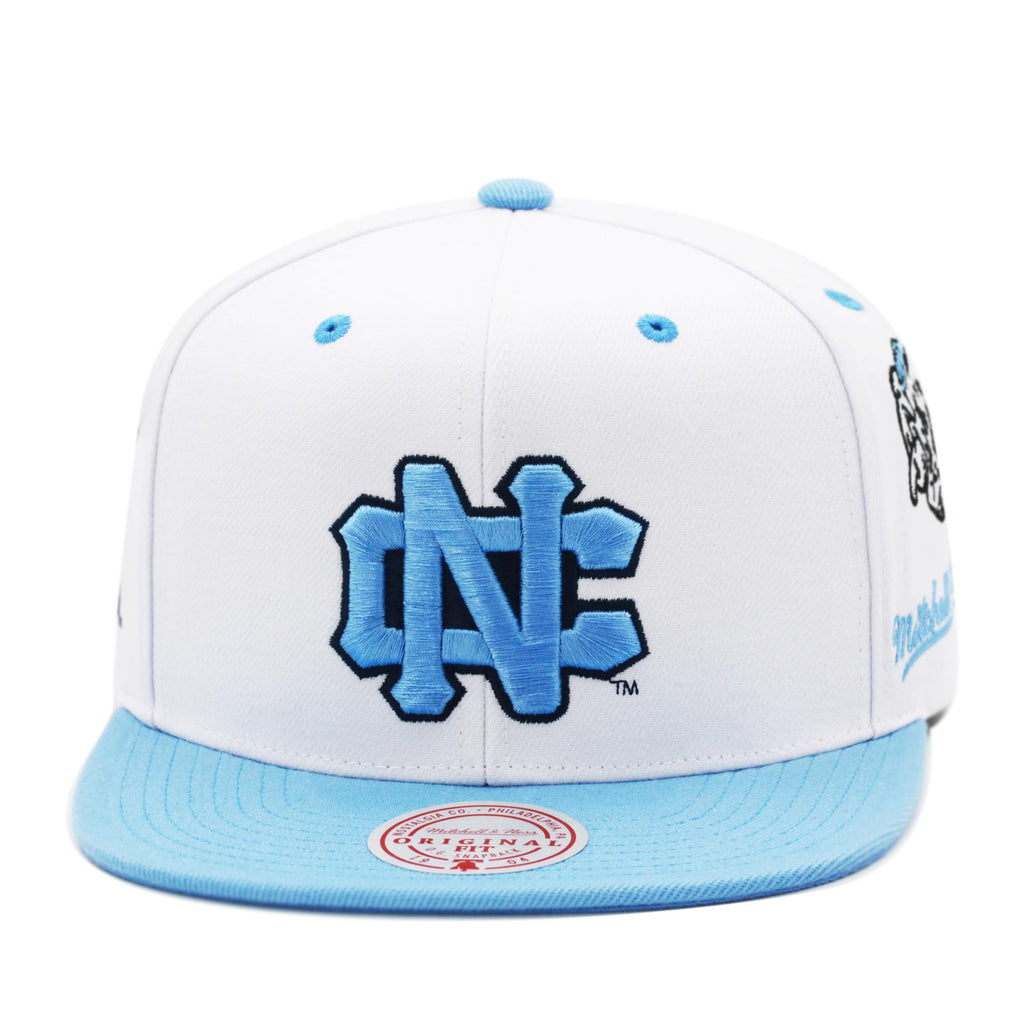 Mitchell & Ness NCAA® Champ City 2T Snapback North Carolina White/Light Blue One Size
